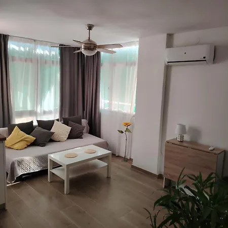 Candela פואנגירולה